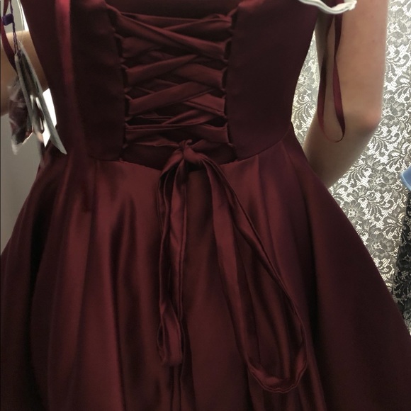 💗Size 0 Burgundy formal dress - Picture 4 of 5